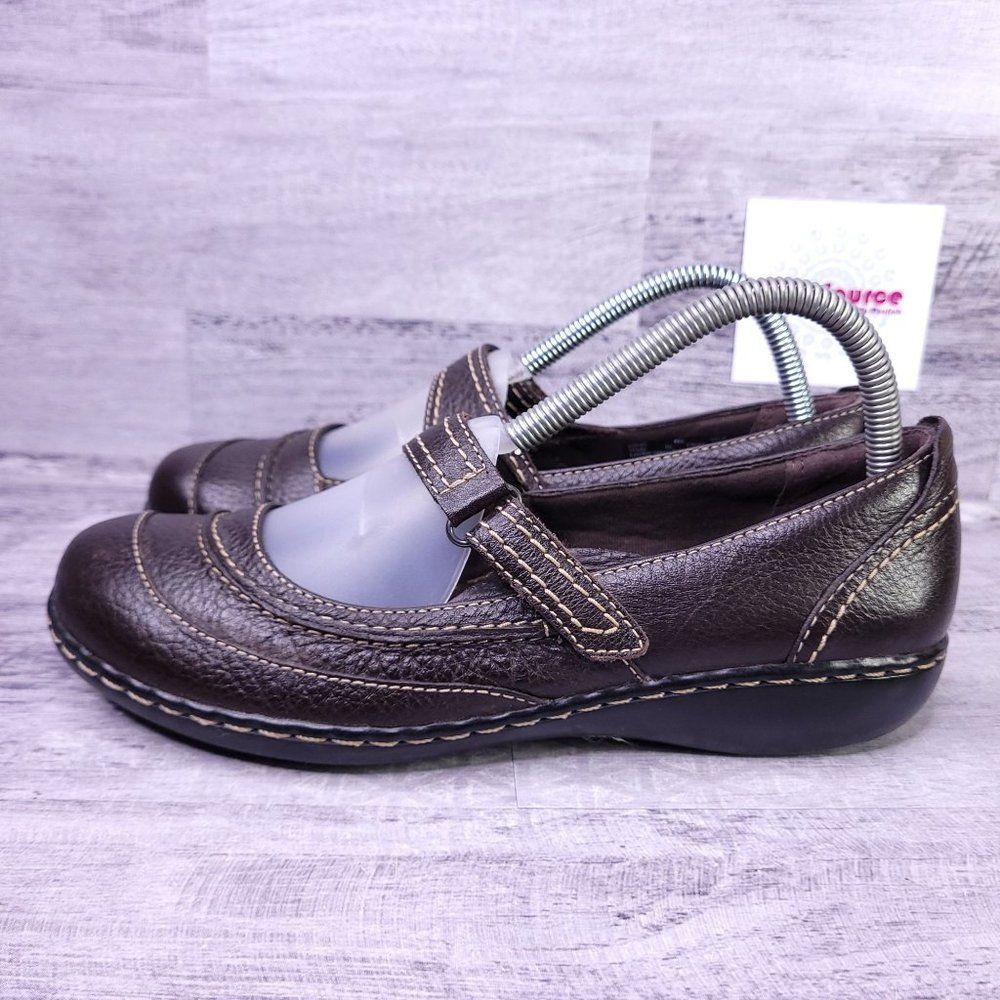 Clarks Ashland Avenue Leather Mary Jane Flat Brown Women's sz 8 - Picture 3 of 8